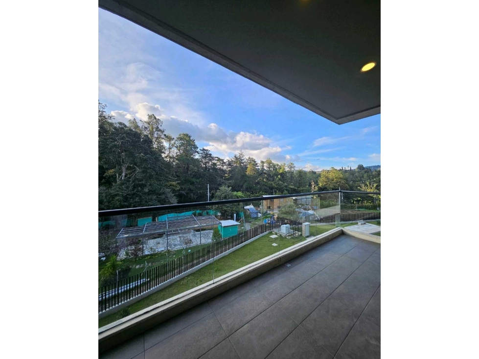 VENTA DE APARTAMENTO EN EL RETIRO PARA ESTRENAR.