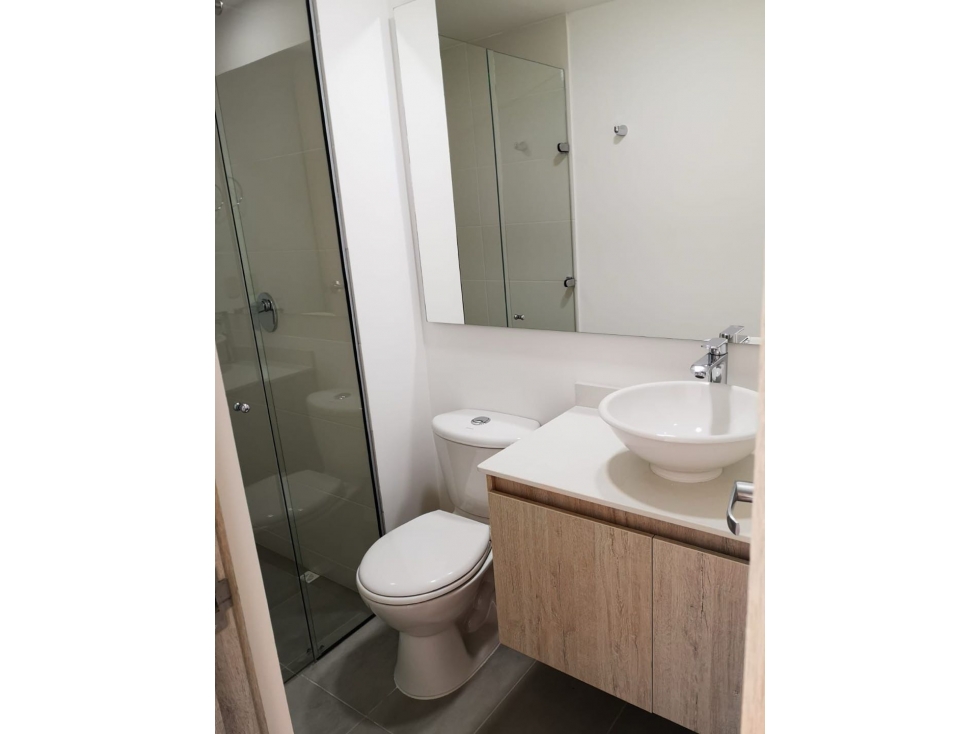 Venta de apartamento en el Retiro, cerca de la terminal y parque — foto 6