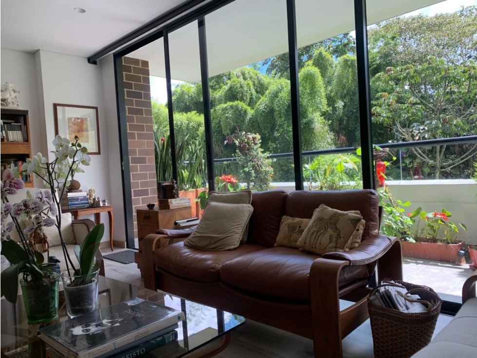 Venta de apartamento en el retiro, via la maria