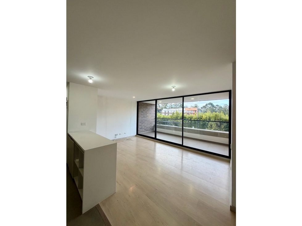 Venta de apartamento en el Retiro, Antioquia; cerca al parque