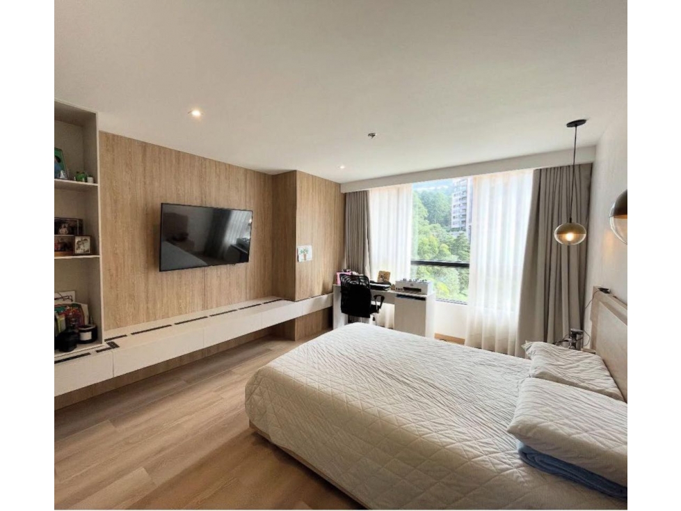 Apartamento sector Los Bosques | 172 m² | domótica y luces indirectas — foto 5