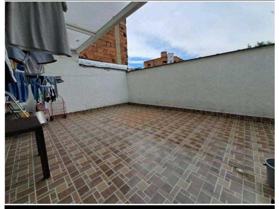 VENTA DE APARTAMENTO EN EL VELÓDROMO.