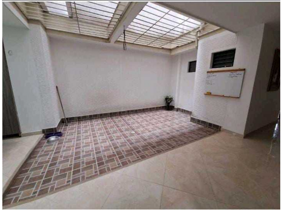 VENTA DE APARTAMENTO EN EL VELÓDROMO. — foto 3