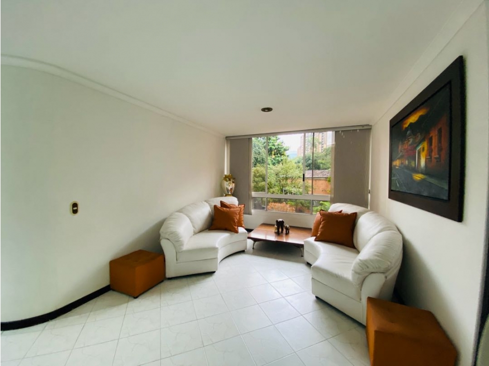 Vendo apartamento en Envigado parte plana
