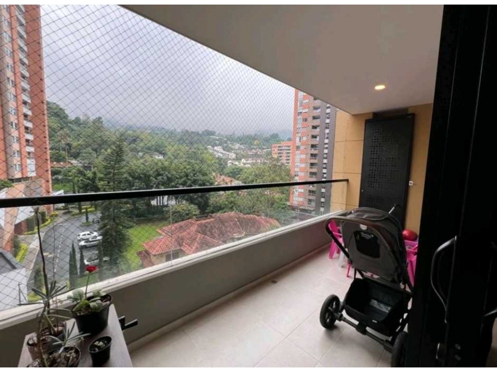 VENTA DE APARTAMENTO EN ENVIGADO, SECTOR LOS MESA.