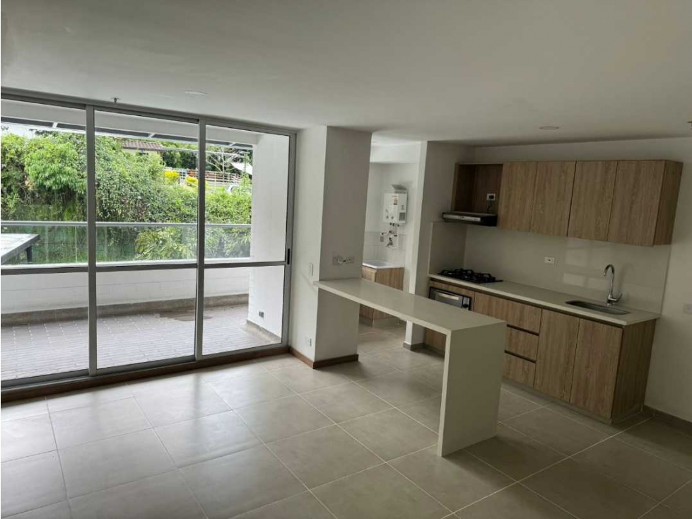 Venta de apartamento en Envigado, La Cuenca, Piso 2
