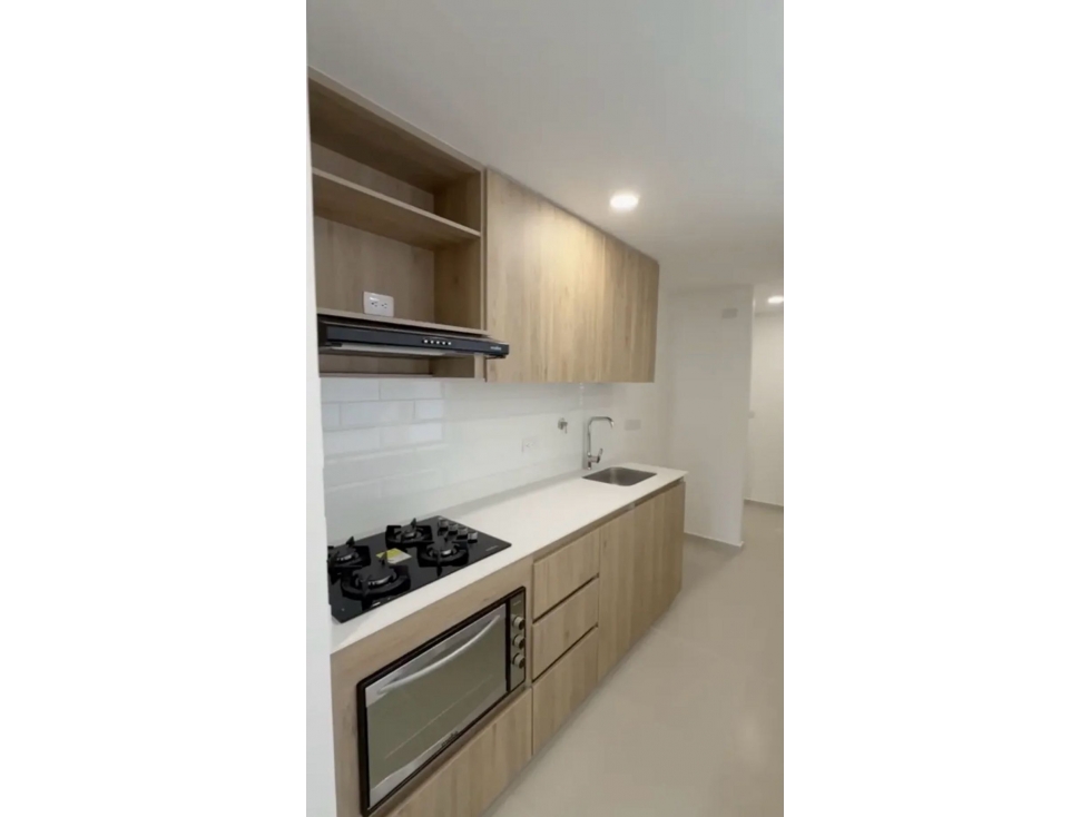 Venta de apartamento en Envigado - Sector Camino Verde para estrenar