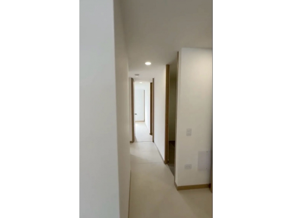Venta de apartamento en Envigado - Sector Camino Verde para estrenar — foto 2