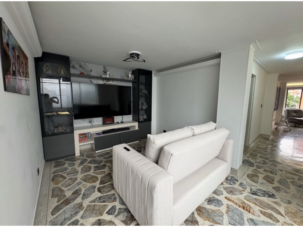 Venta/ permuta apartamento Laureles Florida Nueva cerca al metro