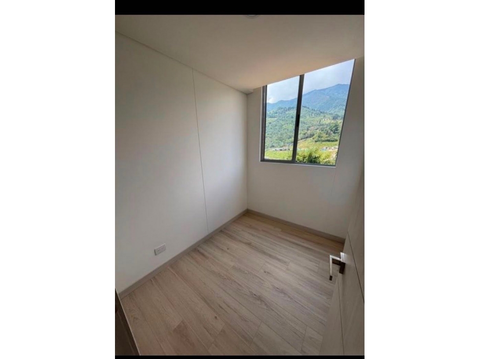 Venta de apartamento en la Aldea , La Estrella — foto 4