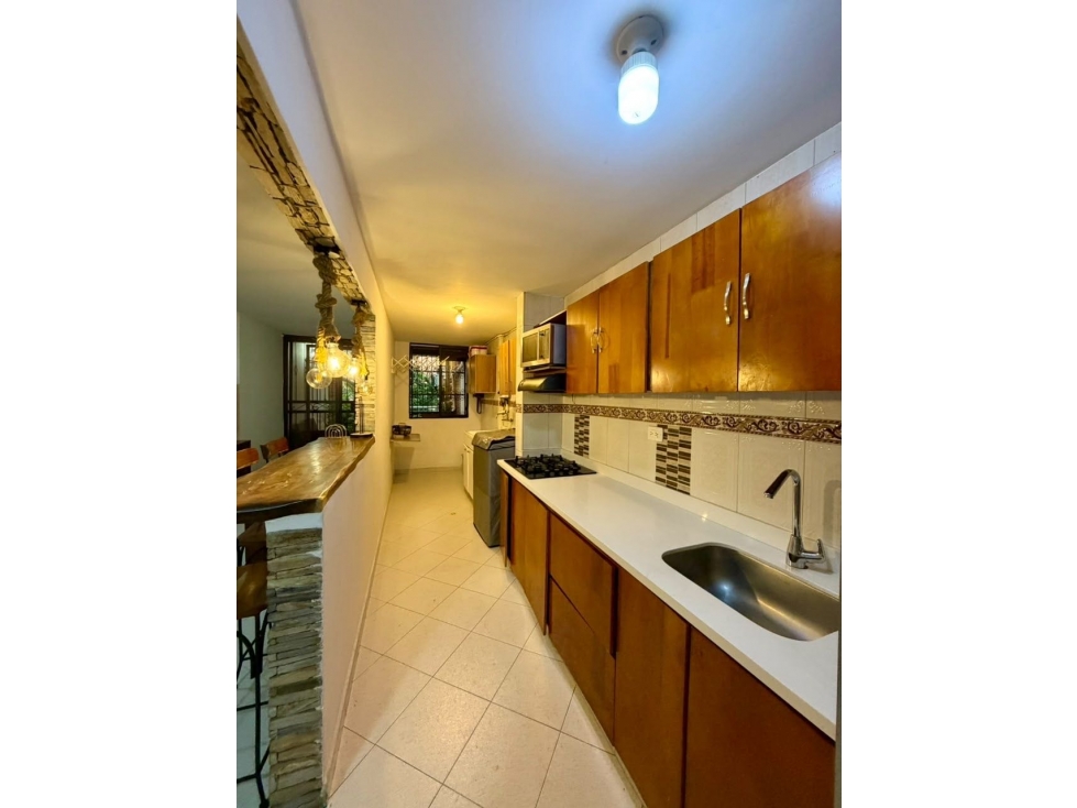 Venta de apartamento en La América , edificio con portería diurna — foto 3