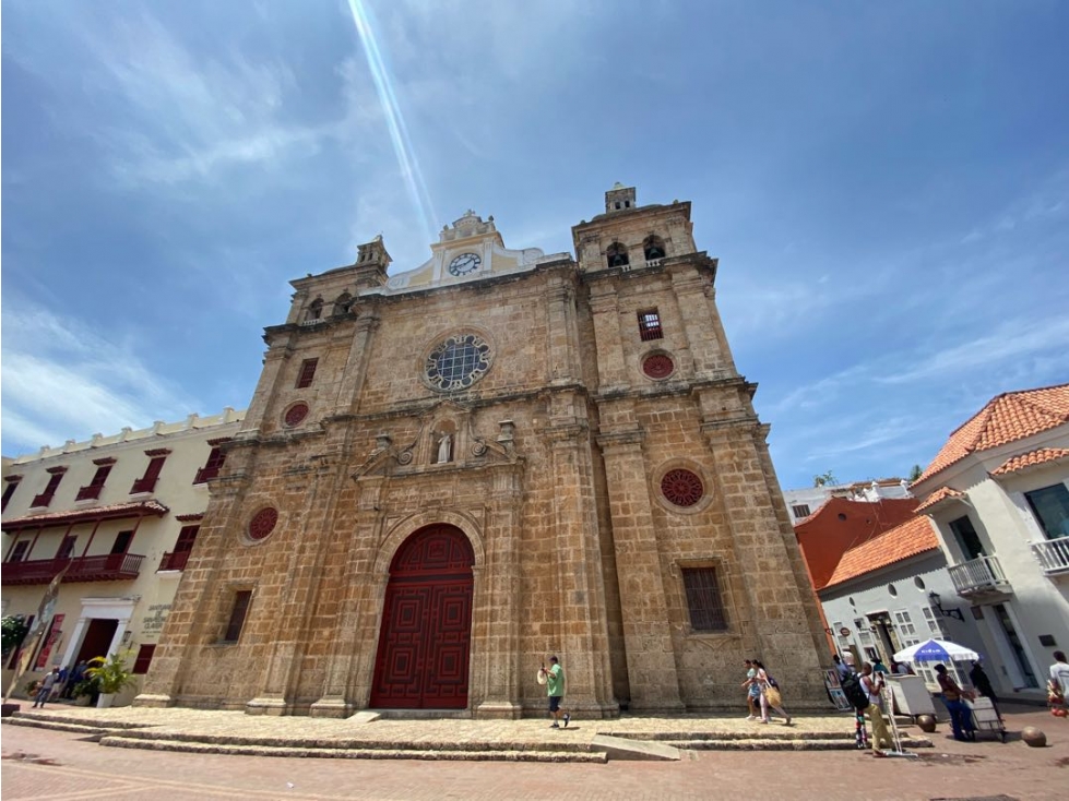 VENTA DE APARTAMENTO EN LA CALLE MÁS PRESTIGIOSA DEL CENTRO HISTÓRICO