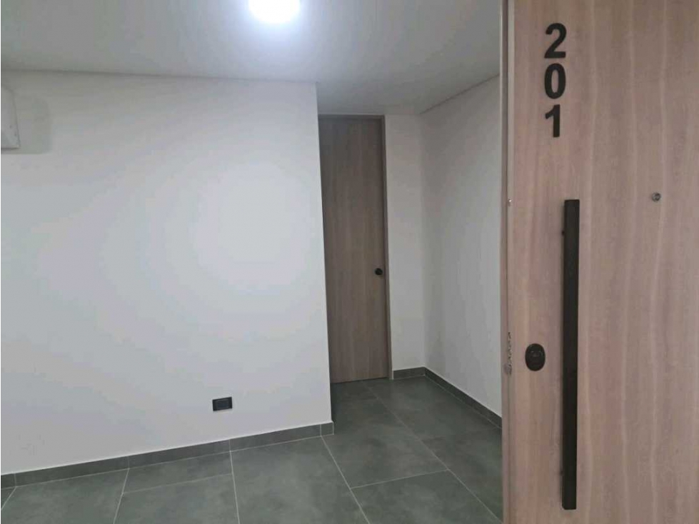 Venta de apartamento en la Castellana con terraza, piso 2, Medellín — foto 6