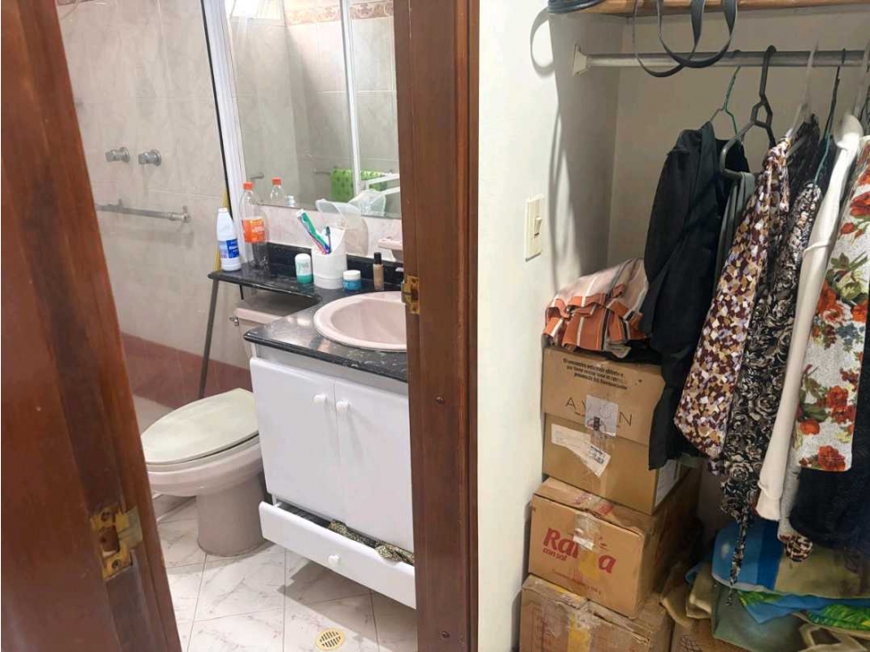 Venta de apartamento en la Castellana, Medellín, piso 3 — foto 5