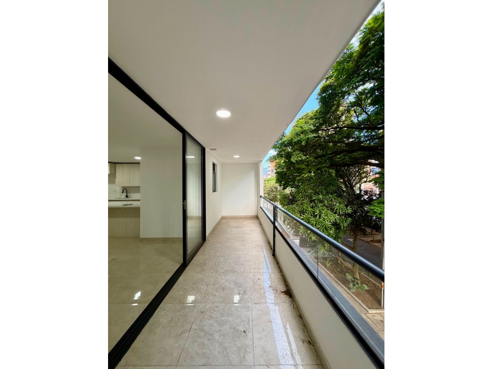 Venta de apartamento en la Castellana , Laureles — foto 2