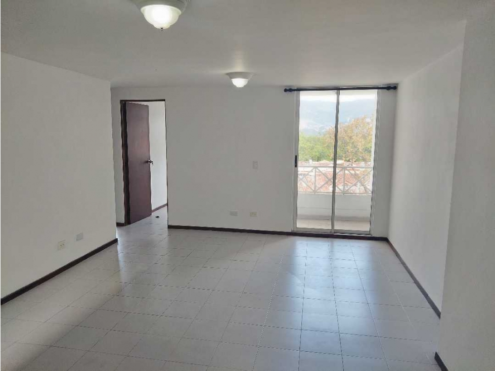 Venta de apartamento en la Castellana, Medellín, piso 4