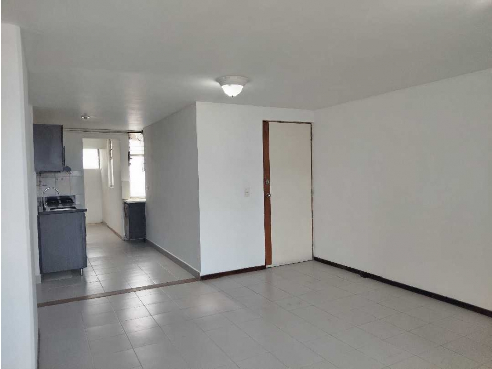 Venta de apartamento en la Castellana, Medellín, piso 4 — foto 2