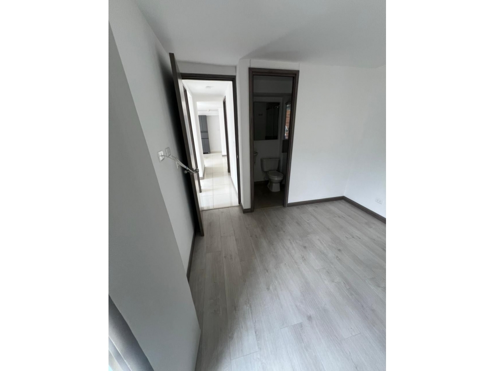 Venta de apartamento en La Estrella- Sector La Aldea — foto 4