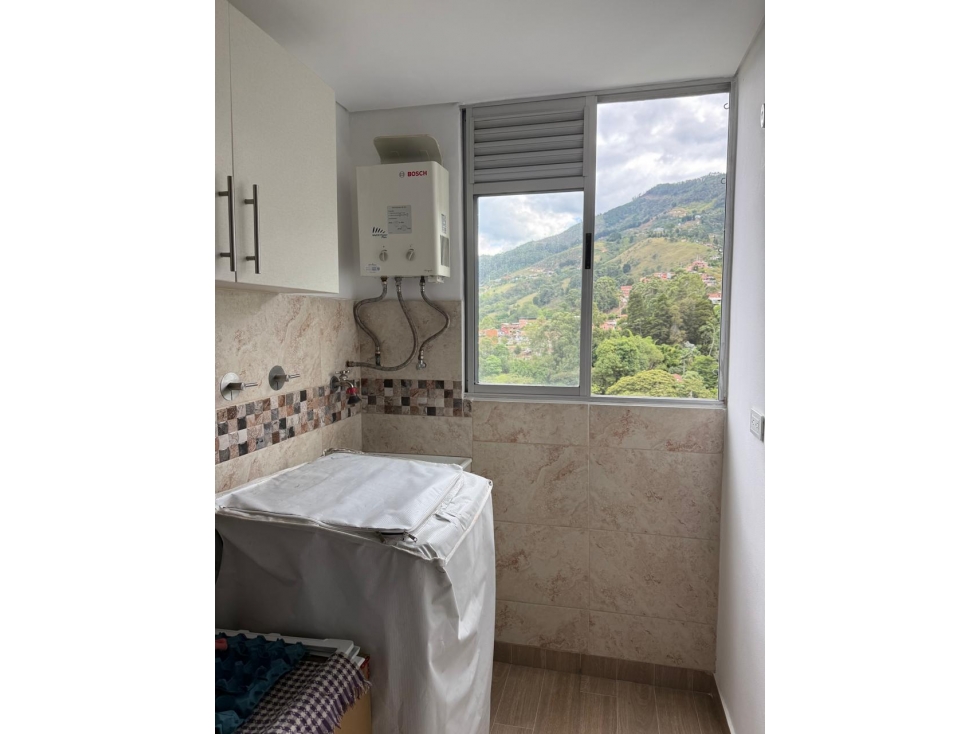 VENTA DE APARTAMENTO EN LA ESTRELLA - PARQUEADERO PRIVADO — foto 2