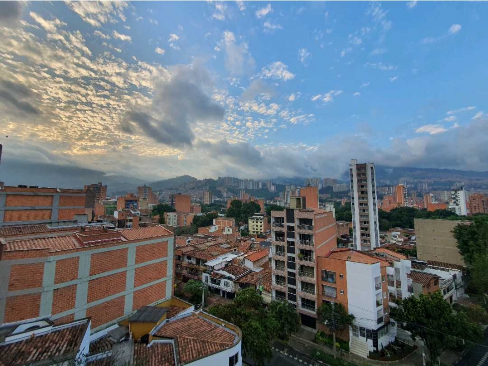VENTA DE APARTAMENTO EN LA FLORESTA.