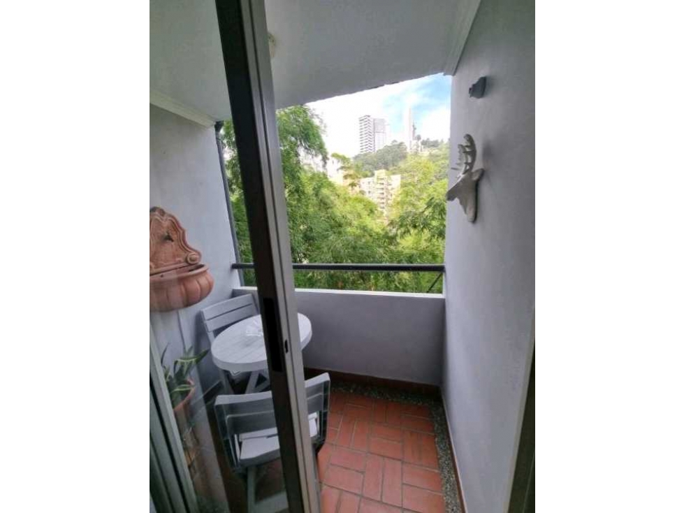 VENTA DE APARTAMENTO EN LA LOMA DE SAN JULIAN — foto 2