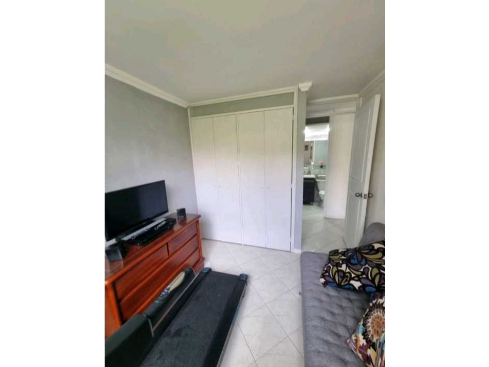 VENTA DE APARTAMENTO EN LA LOMA DE SAN JULIAN — foto 6