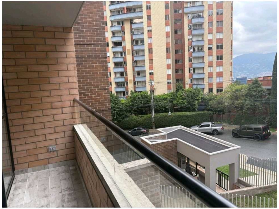 VENTA DE APARTAMENTO NUEVO EN LA LOMA DEL INDIO. — foto 3