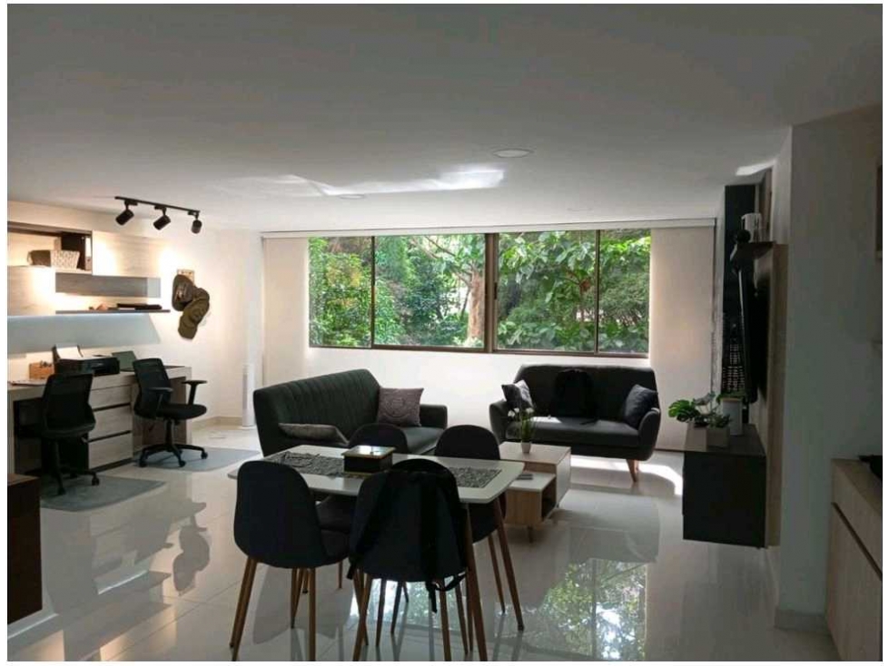 Venta de apartamento en la Loma de los Balsos, Poblado, Medellín — foto 2