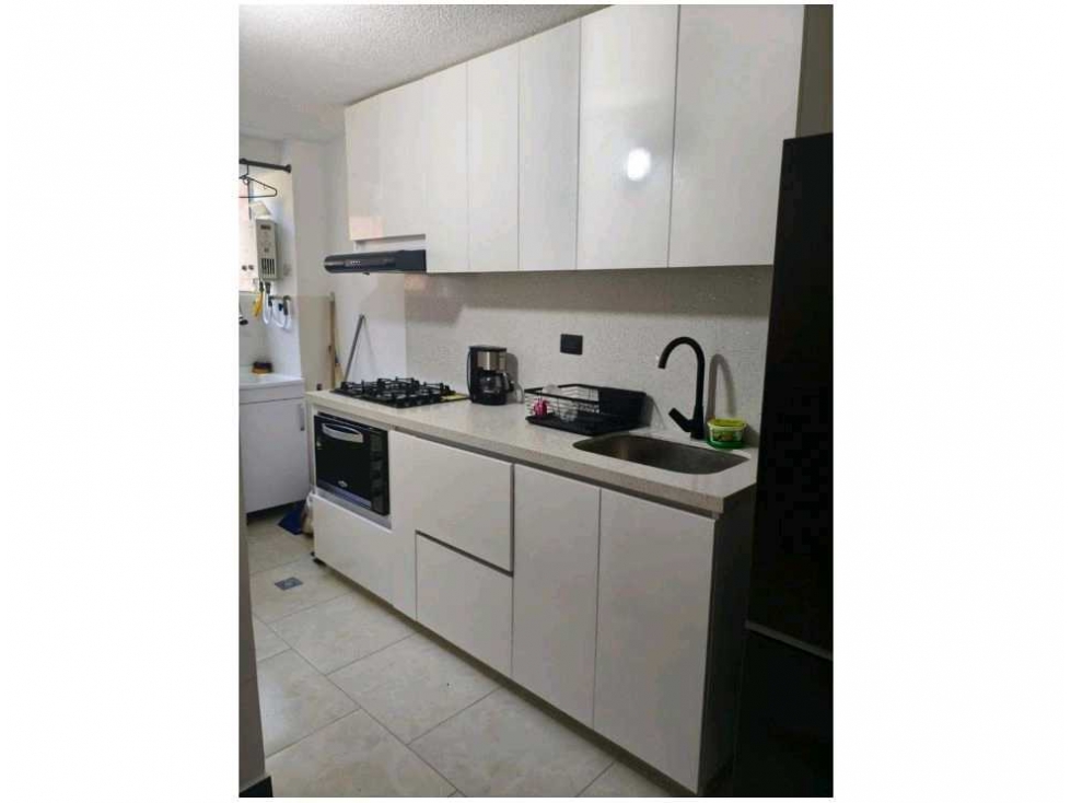 Venta de apartamento en la Loma de los Bernal, Medellín — foto 5