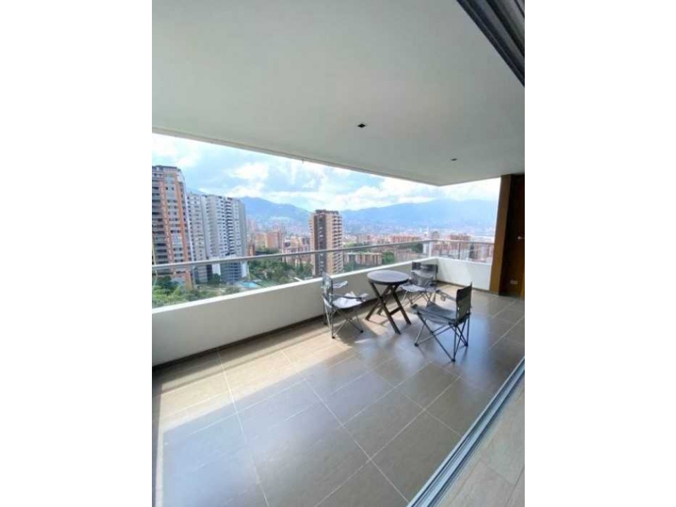 VENTA DE APARTAMENTO EN LA LOMA DEL ESMERALDAL. — foto 3