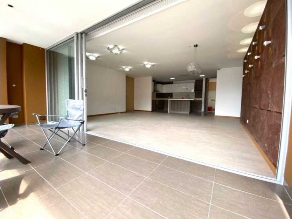 VENTA DE APARTAMENTO EN LA LOMA DEL ESMERALDAL. — foto 5