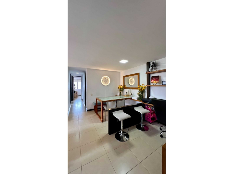Venta de apartamento en la Loma del Indio, Medellín, piso alto — foto 4
