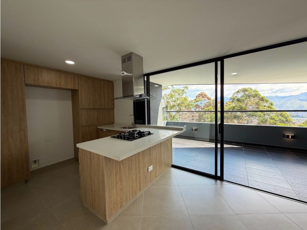 Venta de apartamento en La Loma del Indio/El Poblado