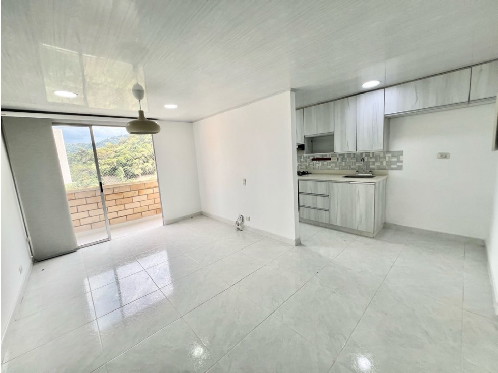Venta de apartamento en la loma de los Bernal — foto 3