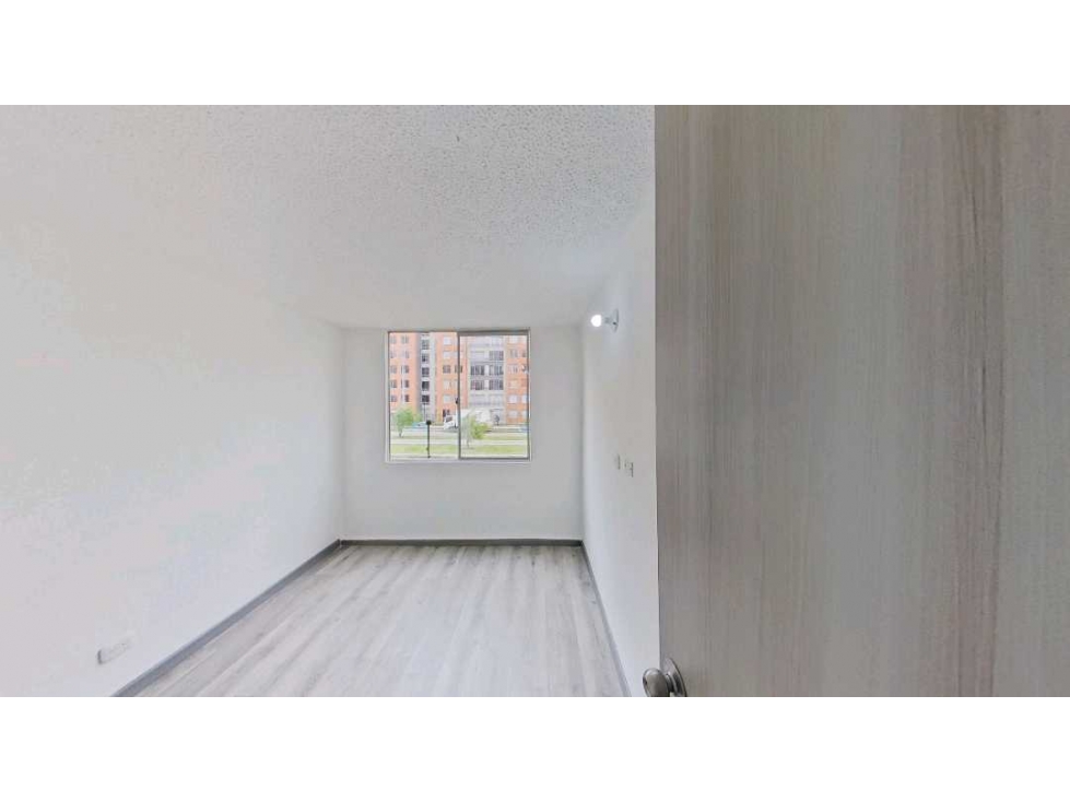 Venta de apartamento en la prosperidad en Madrid — foto 2