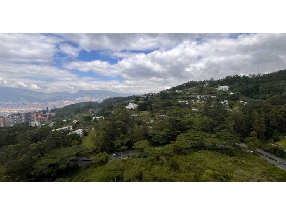 VENTA DE APARTAMENTO EN EL POBLADO PISO ALTO, SECTOR EL BOSQUE. — foto 2