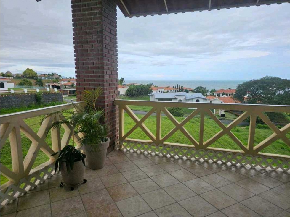 VENTA DE APARTAMENTO EN LAS UVAS, EXCELENTE UBICACIÓN Y PRECIO