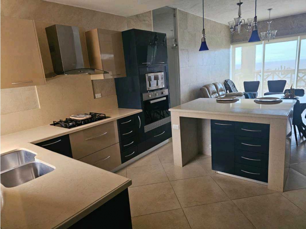 VENTA DE APARTAMENTO EN LAS UVAS, EXCELENTE UBICACIÓN Y PRECIO — foto 2