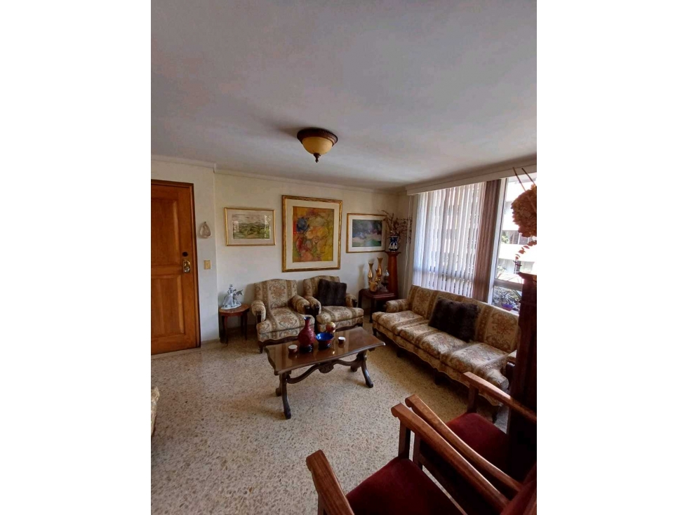 Venta de apartamento en Laureles sector Santa Teresita, Medellín