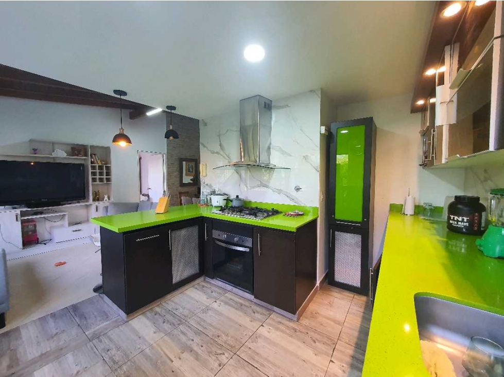 VENTA DE APARTAMENTO EN LAURELES, AL FRENTE DE LA UPB. — foto 6