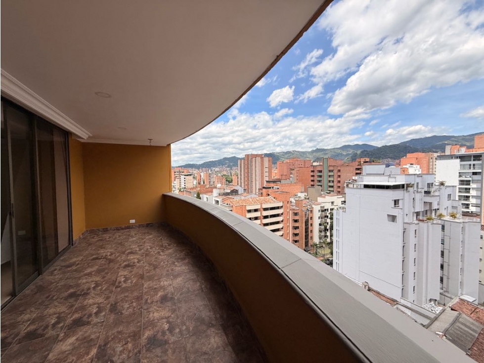Apartamento Laureles | 200 m² | 2 alcobas | opción a 3 alcobas — foto 2