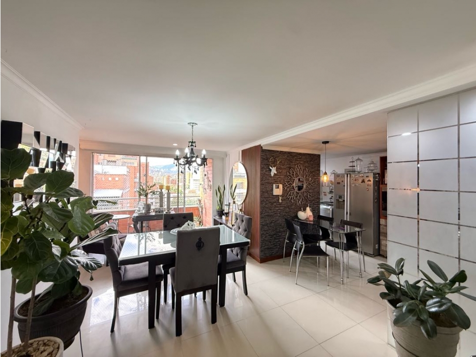 Venta de apartamento en Laureles