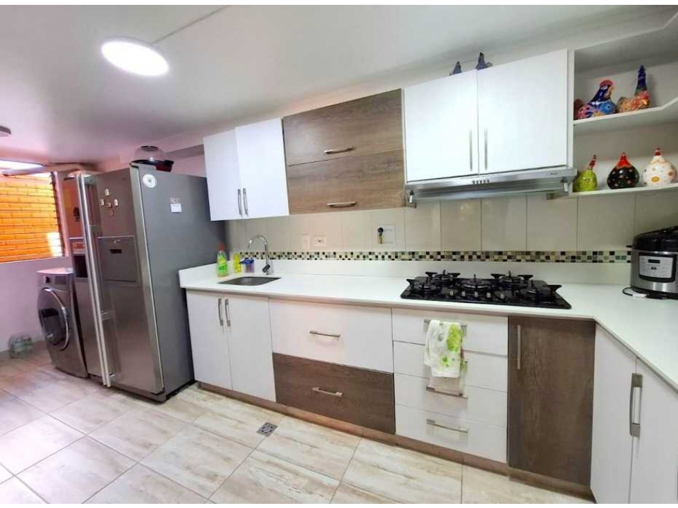 VENTA DE APARTAMENTO EN LAURELES, CON ZONAS COMUNES CERCA UPB.. — foto 4