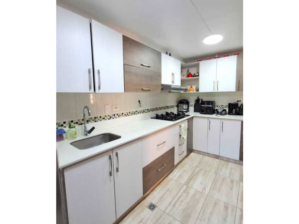 VENTA DE APARTAMENTO EN LAURELES, CON ZONAS COMUNES CERCA UPB.. — foto 5
