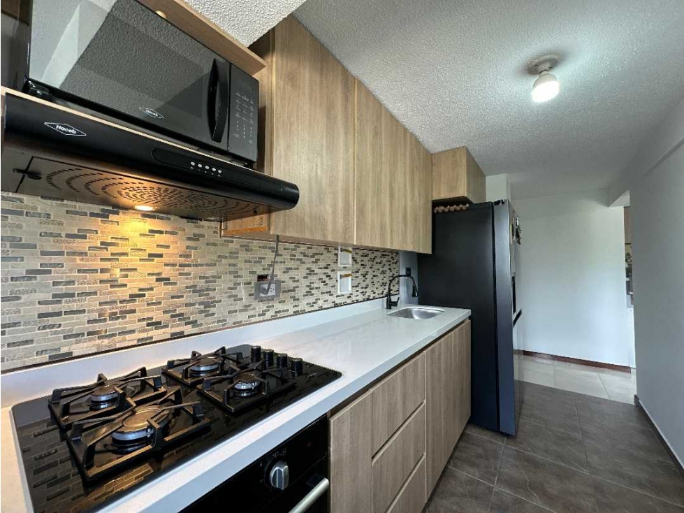 VENTA DE APARTAMENTO EN LAURELES SANTA TERESITA — foto 3