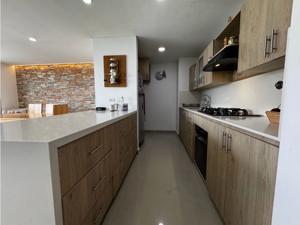 Venta de Apartamento en Loma del Esmeraldal, Envigado — foto 2