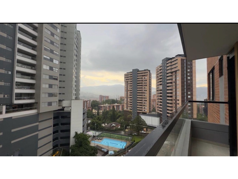 Venta de apartamento en Loma de los Mesa, Envigado — foto 3