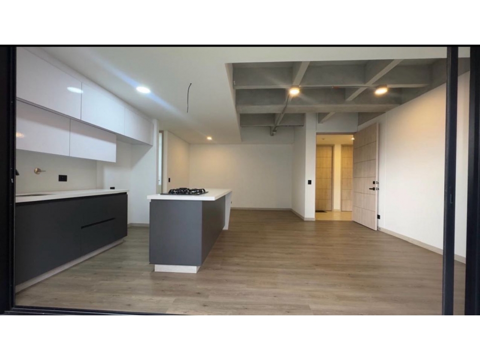 Venta de apartamento en Loma de los Mesa, Envigado — foto 4