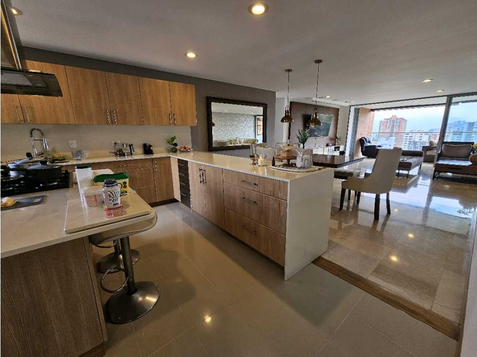 VENTA DE APARTAMENTO EN LOMA LOS BENEDICTINOS — foto 3