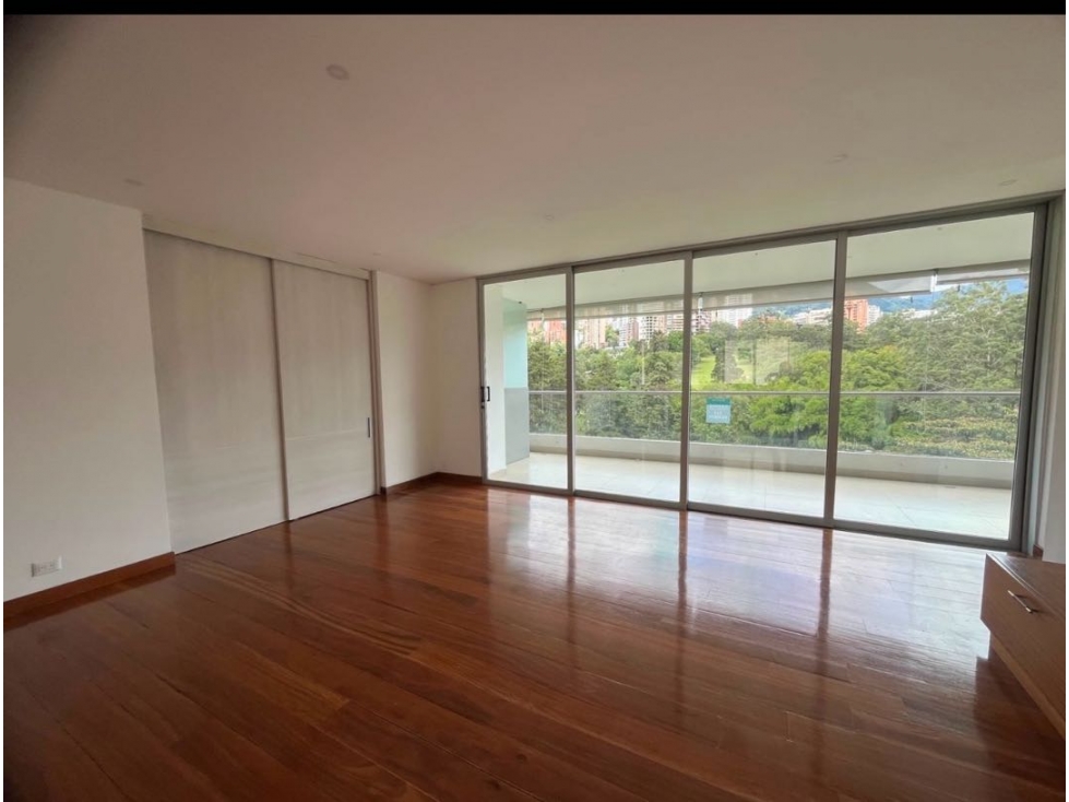 Venta de apartamento en Los Balsos, Poblado — foto 3